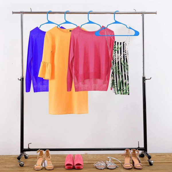 PERCHA PARA ROPA verde o celeste
