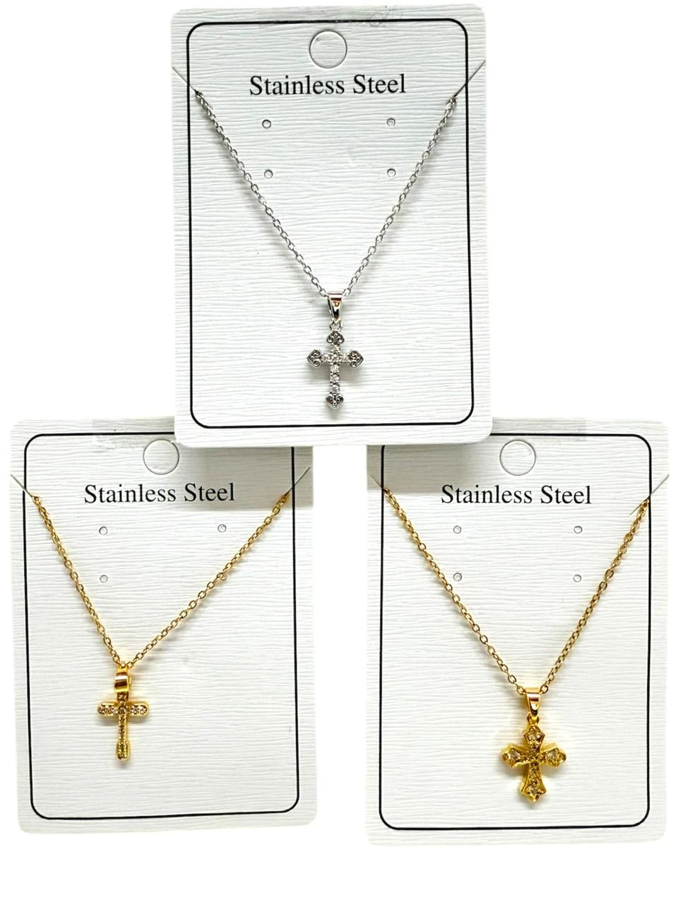 Collar con dije cruz