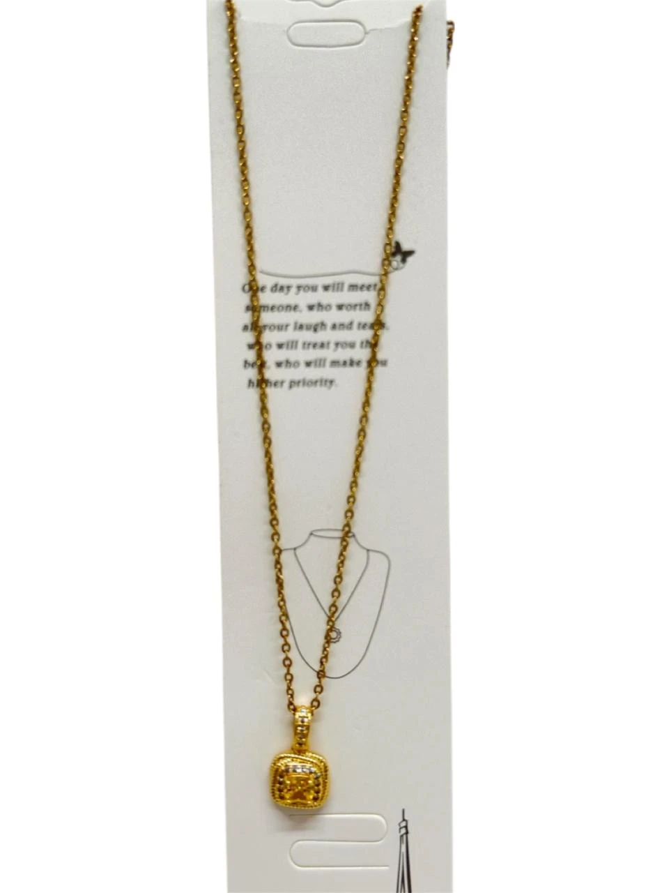 Collar cuadrado con brillo