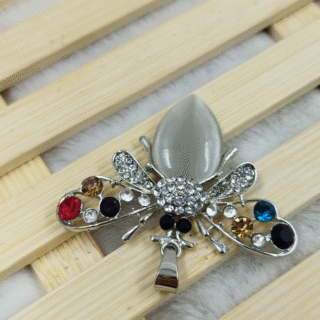 DIJE DE ACERO CON STRASS LIBÉLULA/ ABEJAS