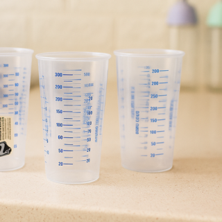 Vaso con medidas yesi 300cc
